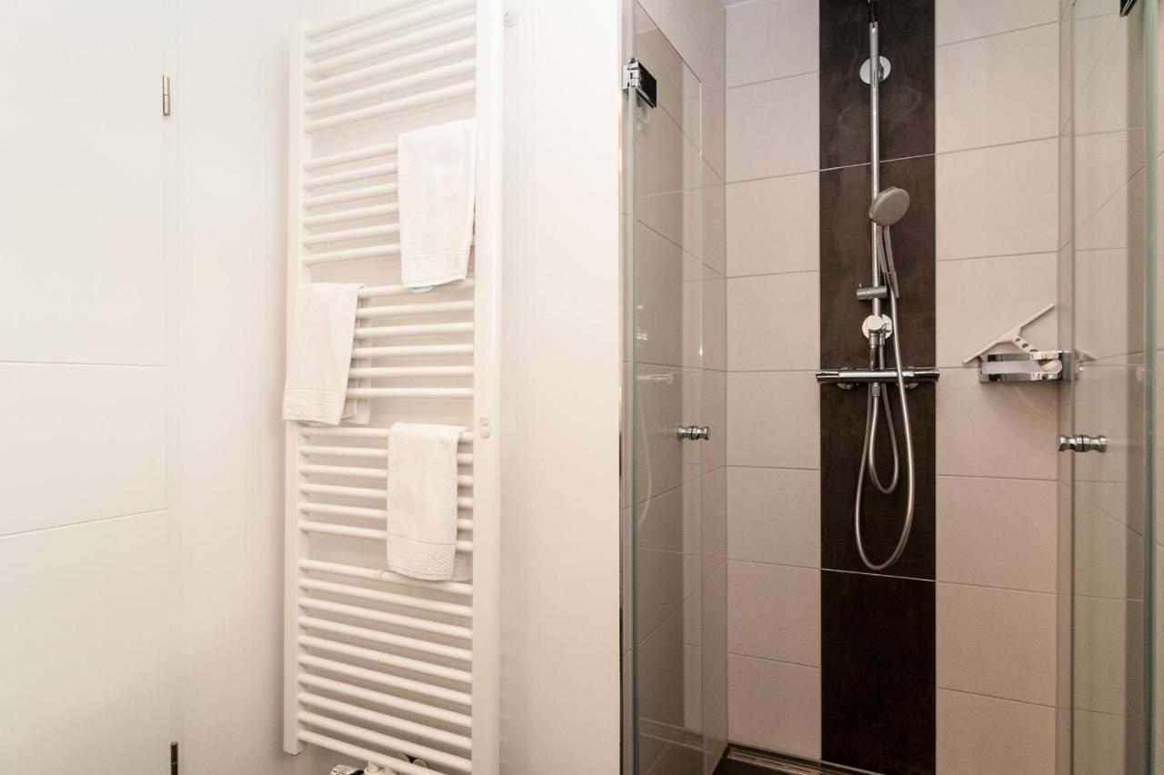 Apartment Am Wasser 4 *